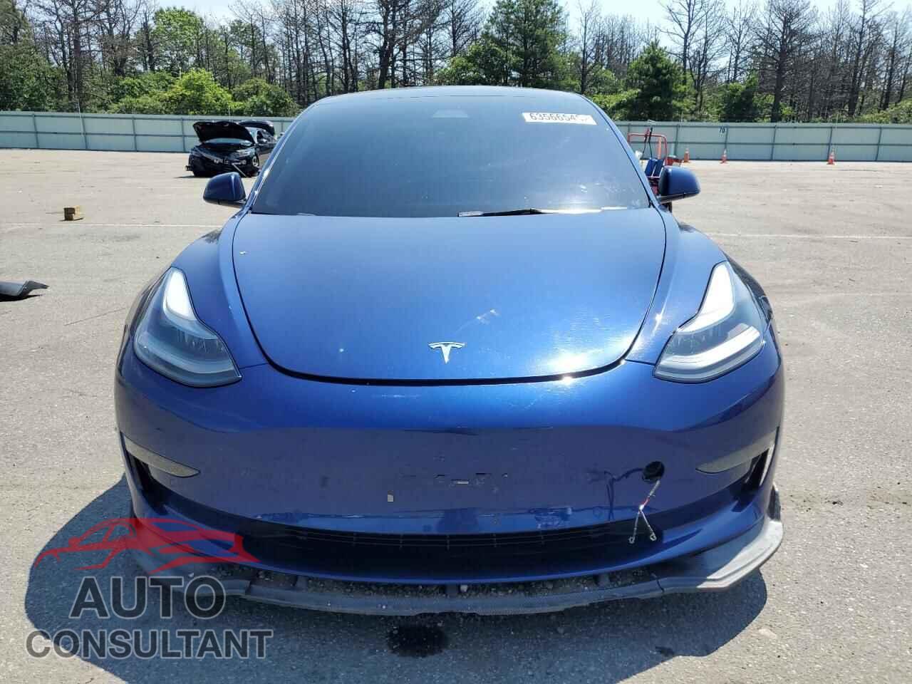 TESLA MODEL 3 2022 - 5YJ3E1EA5NF129088