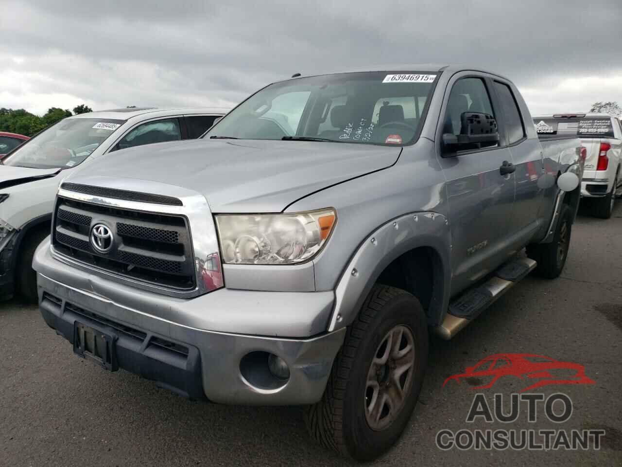 TOYOTA TUNDRA 2013 - 5TFUM5F12DX049541