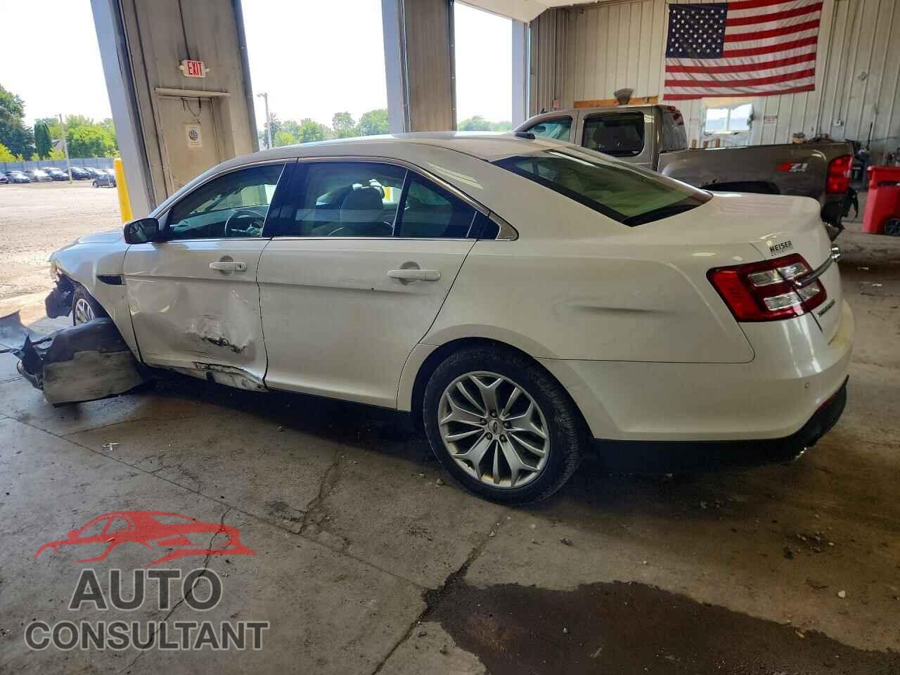 FORD TAURUS 2015 - 1FAHP2F85FG139151