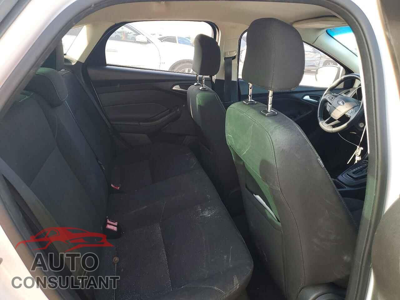 FORD FOCUS 2016 - 1FADP3F29GL257938