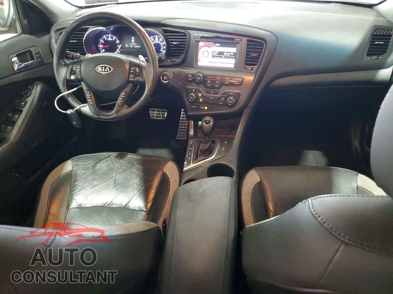 KIA OPTIMA 2012 - 5XXGR4A64CG045668