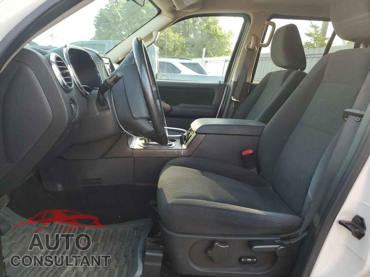 FORD EXPLORER 2009 - 1FMEU73E69UA07112