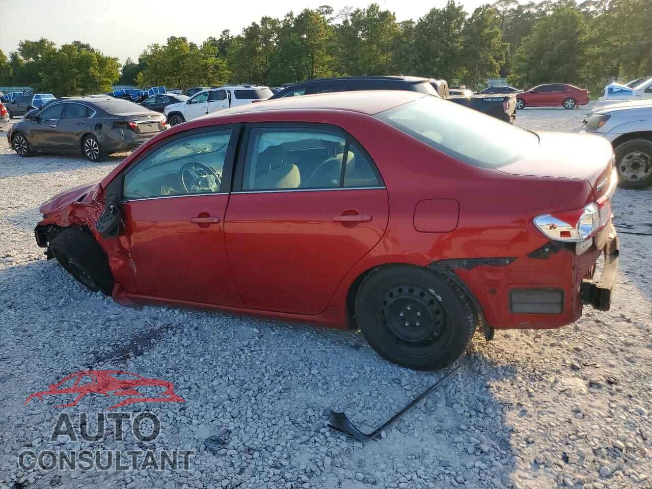 TOYOTA COROLLA 2013 - 2T1BU4EE8DC059656