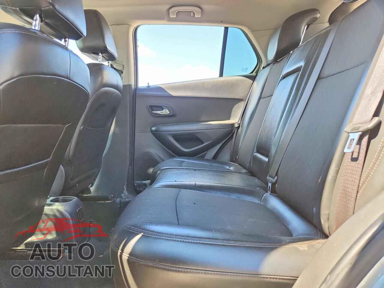 CHEVROLET TRAX 2018 - KL7CJPSB7JB661285