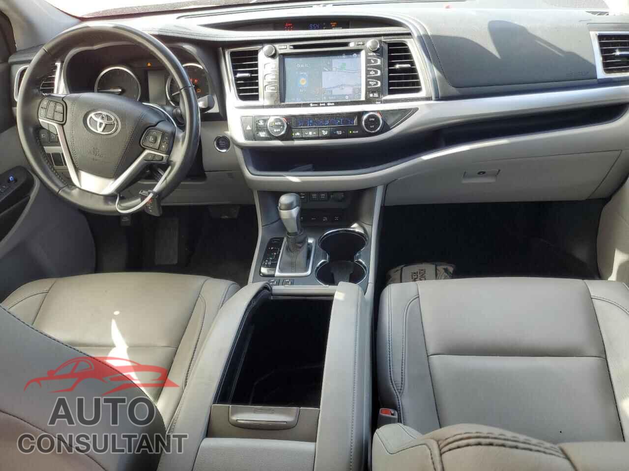 TOYOTA HIGHLANDER 2018 - 5TDJZRFH9JS486835