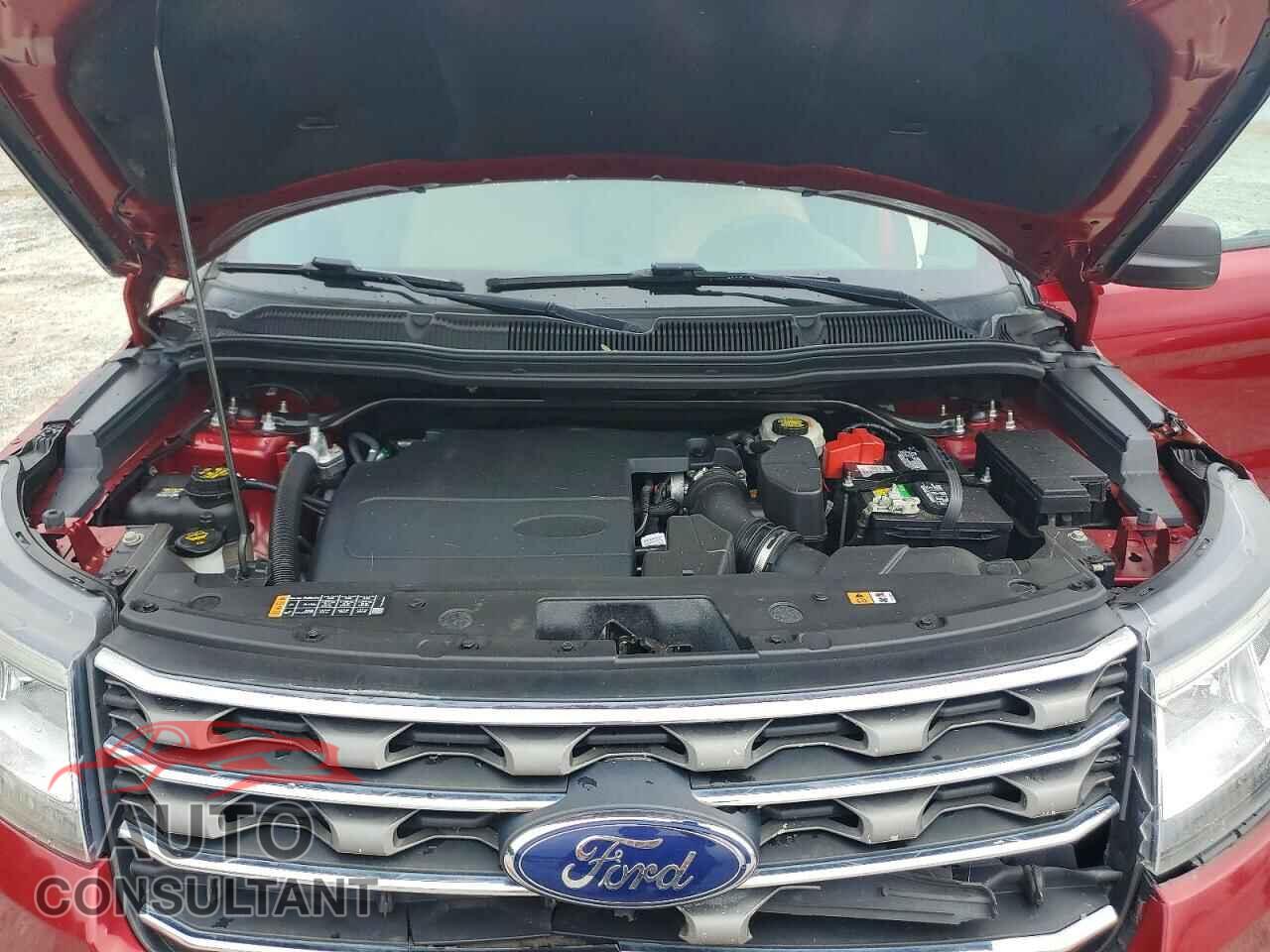 FORD EXPLORER 2017 - 1FM5K7B8XHGC52381