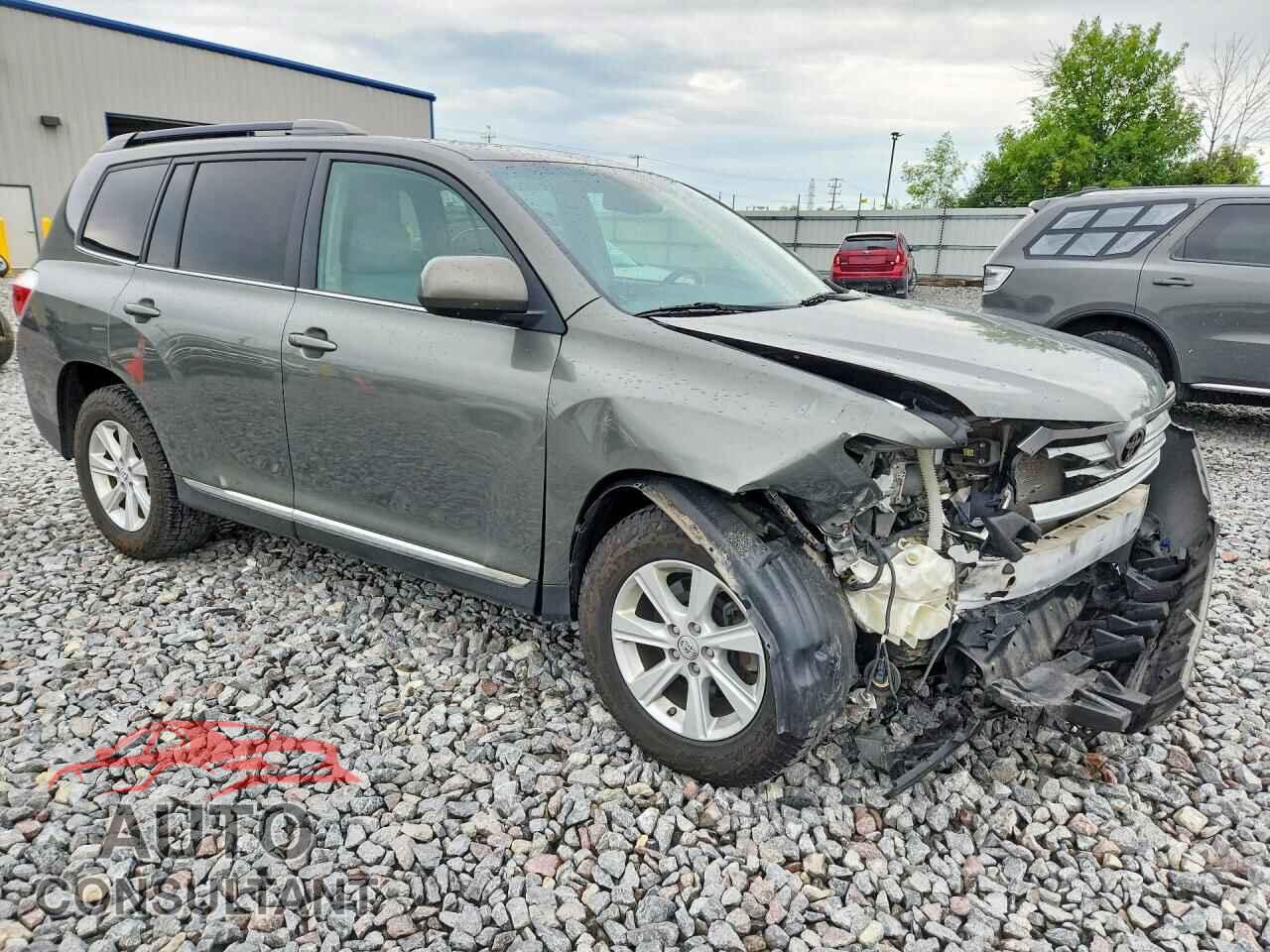 TOYOTA HIGHLANDER 2011 - 5TDBK3EH0BS068169