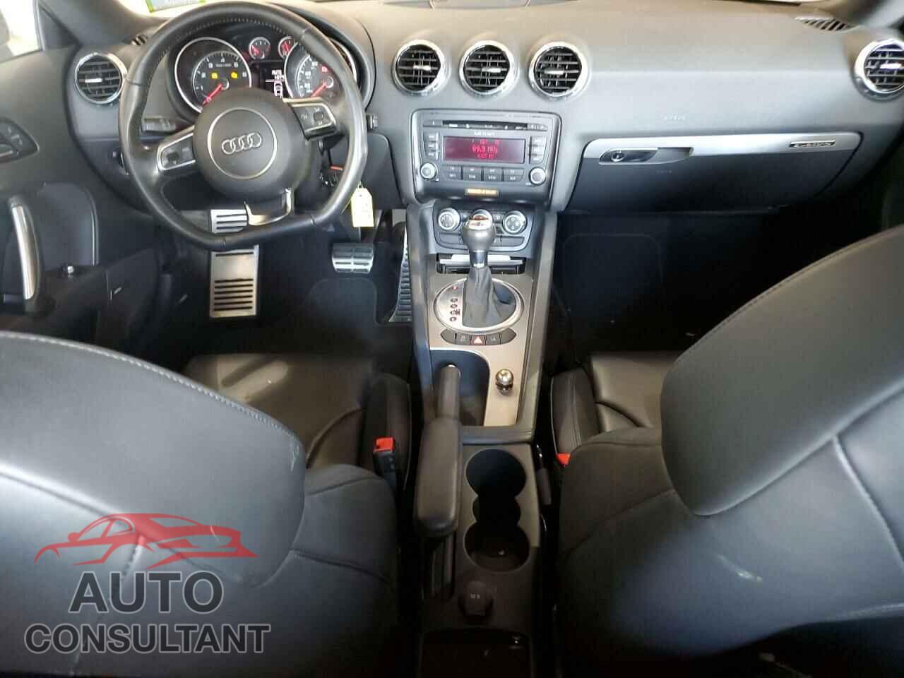 AUDI TT 2014 - TRUBFAFK5E1009399