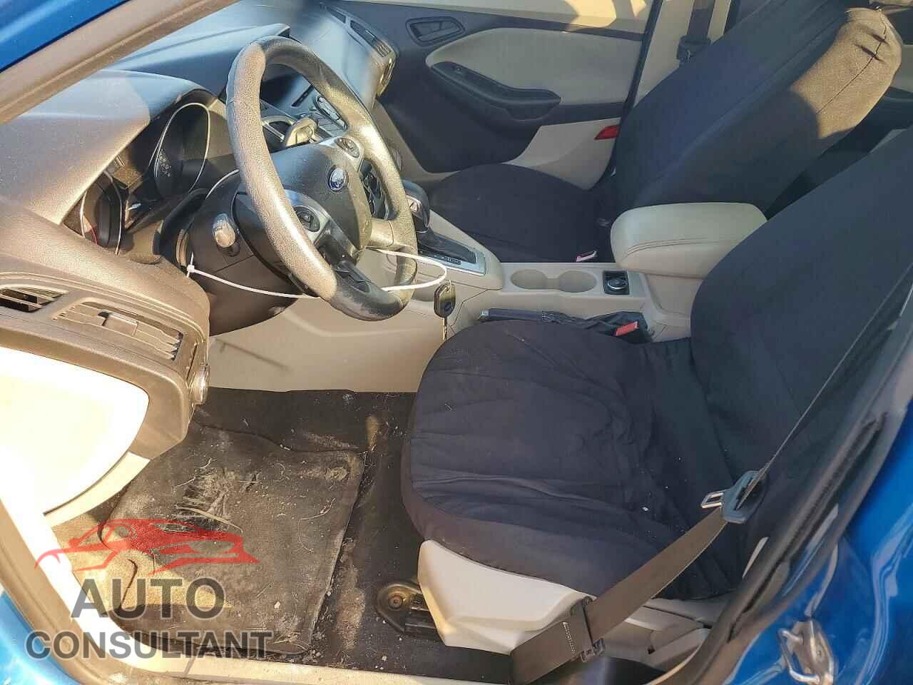 FORD FOCUS 2012 - 1FAHP3F21CL454503