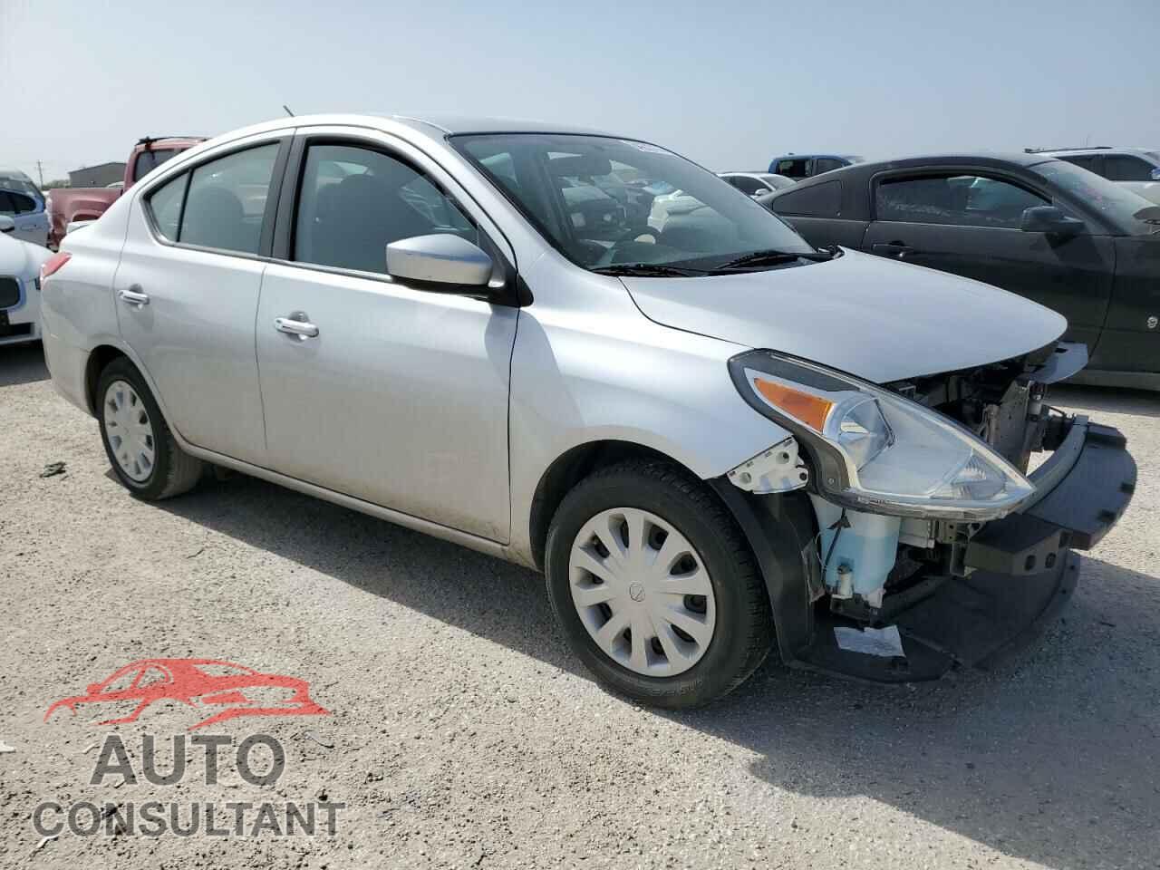 NISSAN VERSA 2019 - 3N1CN7AP3KL877027