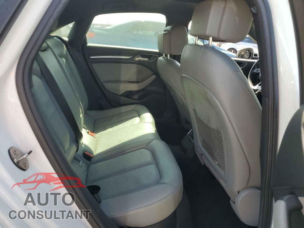 AUDI A3 2018 - WAUGUGFF0J1050980
