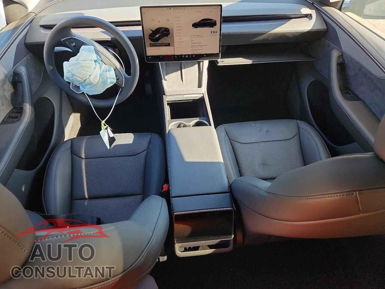 TESLA MODEL Y 2026 - 7SAYGDEEXTF564211