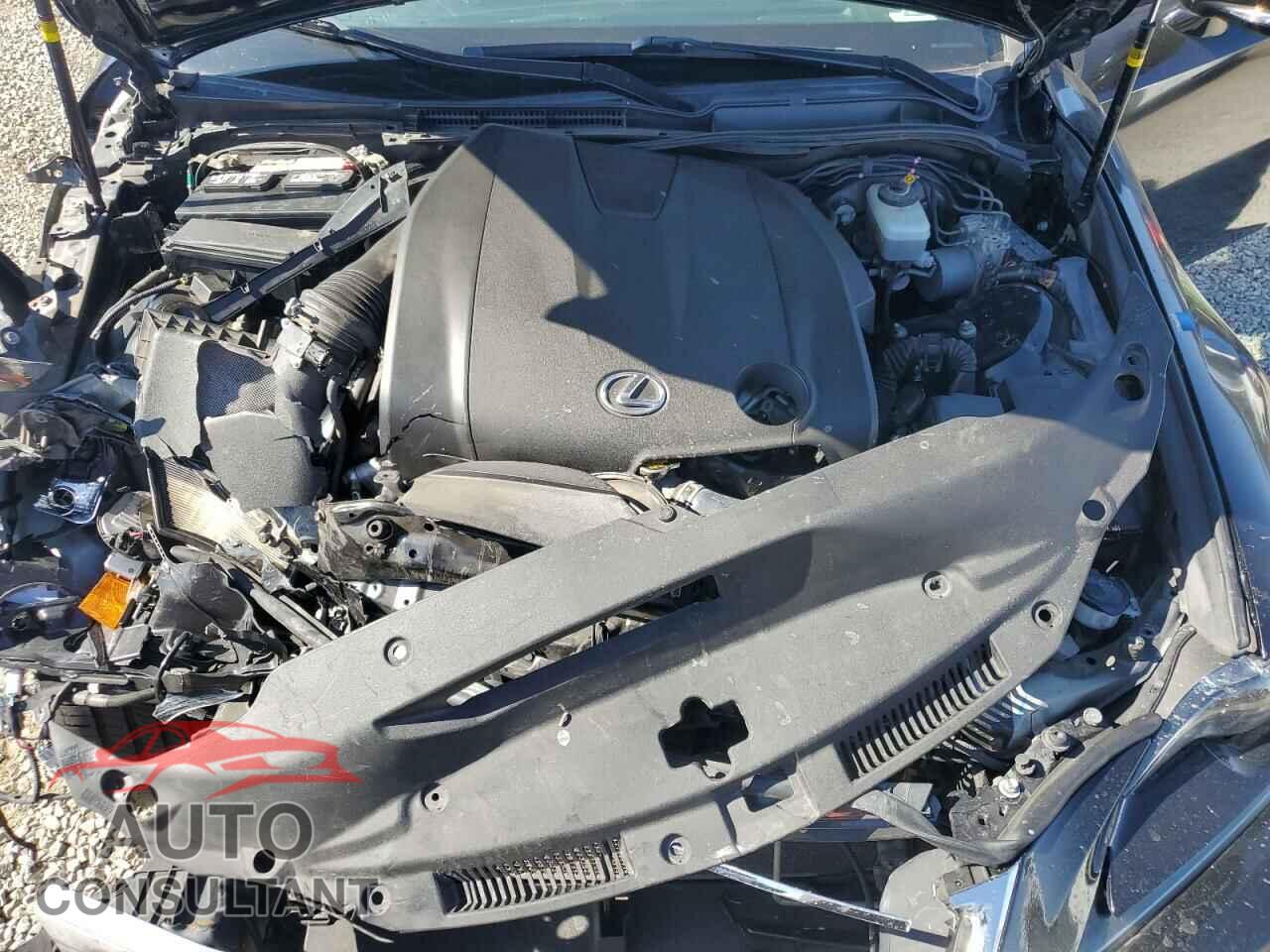 LEXUS IS 2014 - JTHBF1D27E5024345