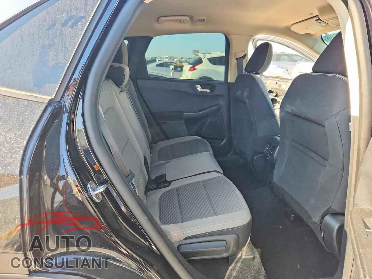 FORD ESCAPE 2020 - 1FMCU0G60LUA54175
