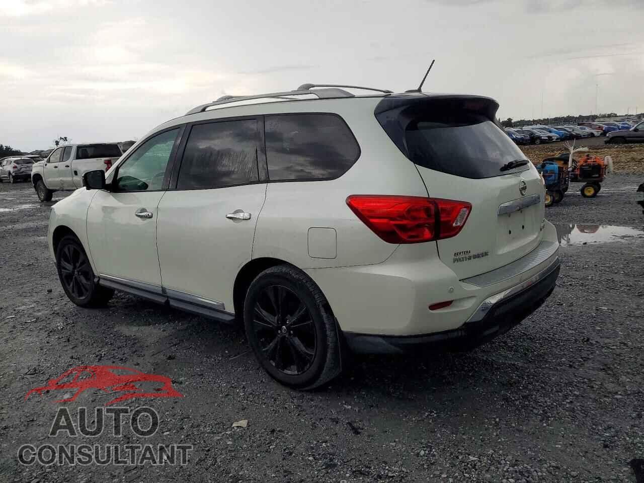 NISSAN PATHFINDER 2017 - 5N1DR2MM2HC902610