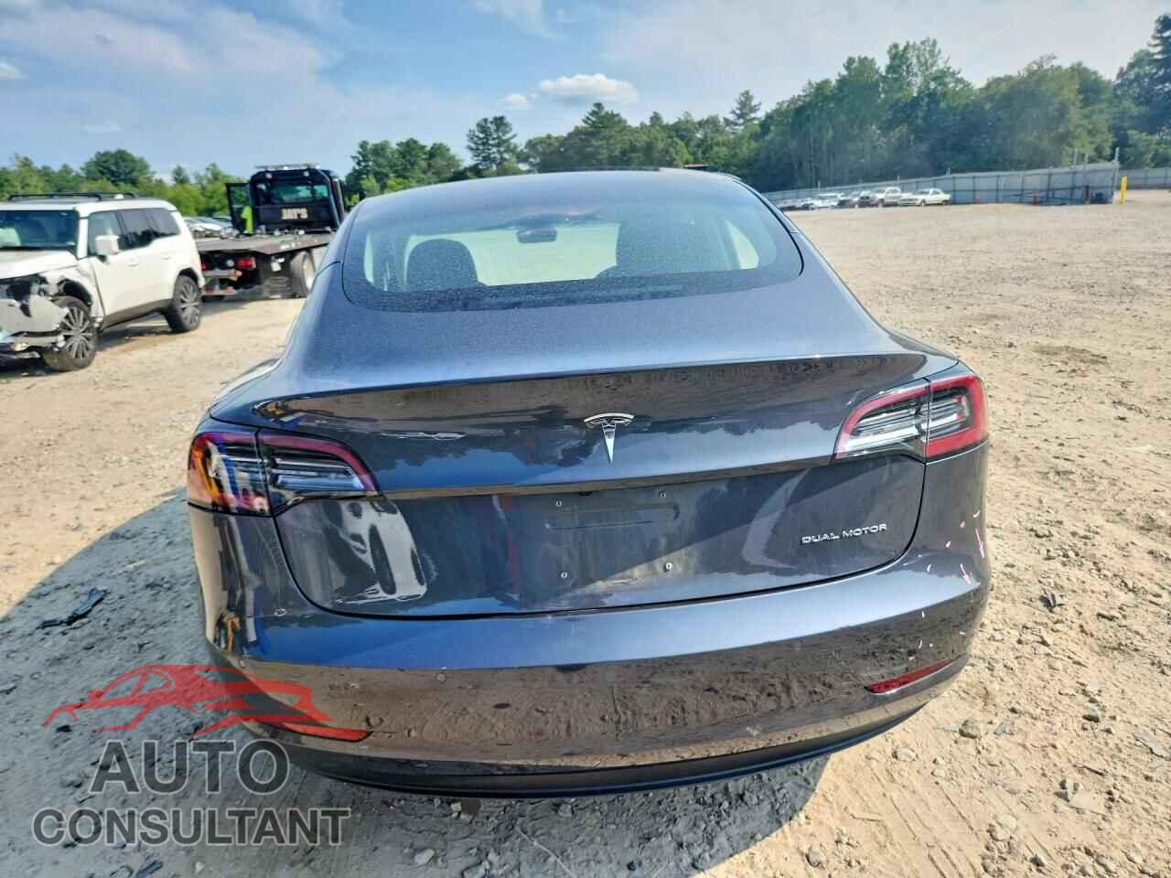TESLA MODEL 3 2018 - 5YJ3E1EB4JF119199