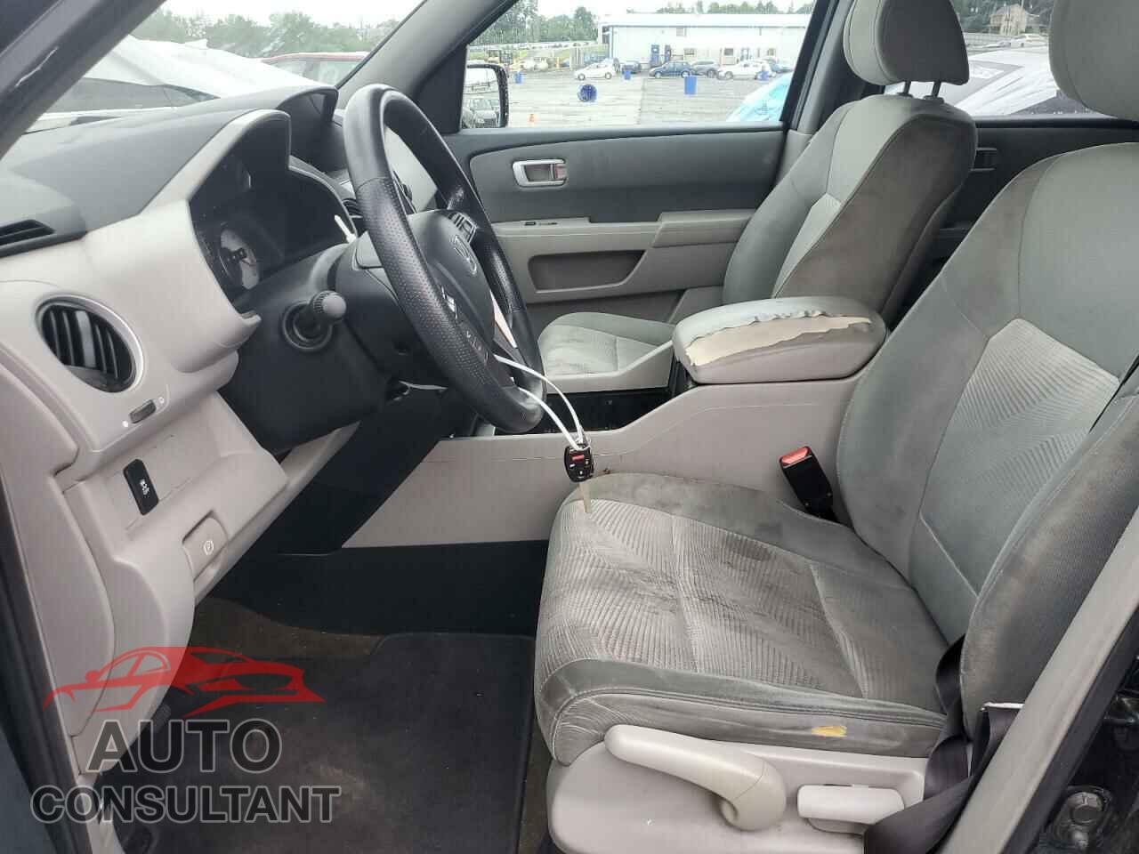 HONDA PILOT 2014 - 5FNYF4H29EB048328