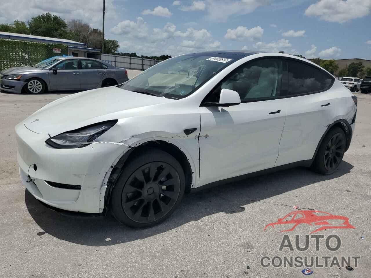 TESLA MODEL Y 2023 - 7SAYGDEE7PA140035