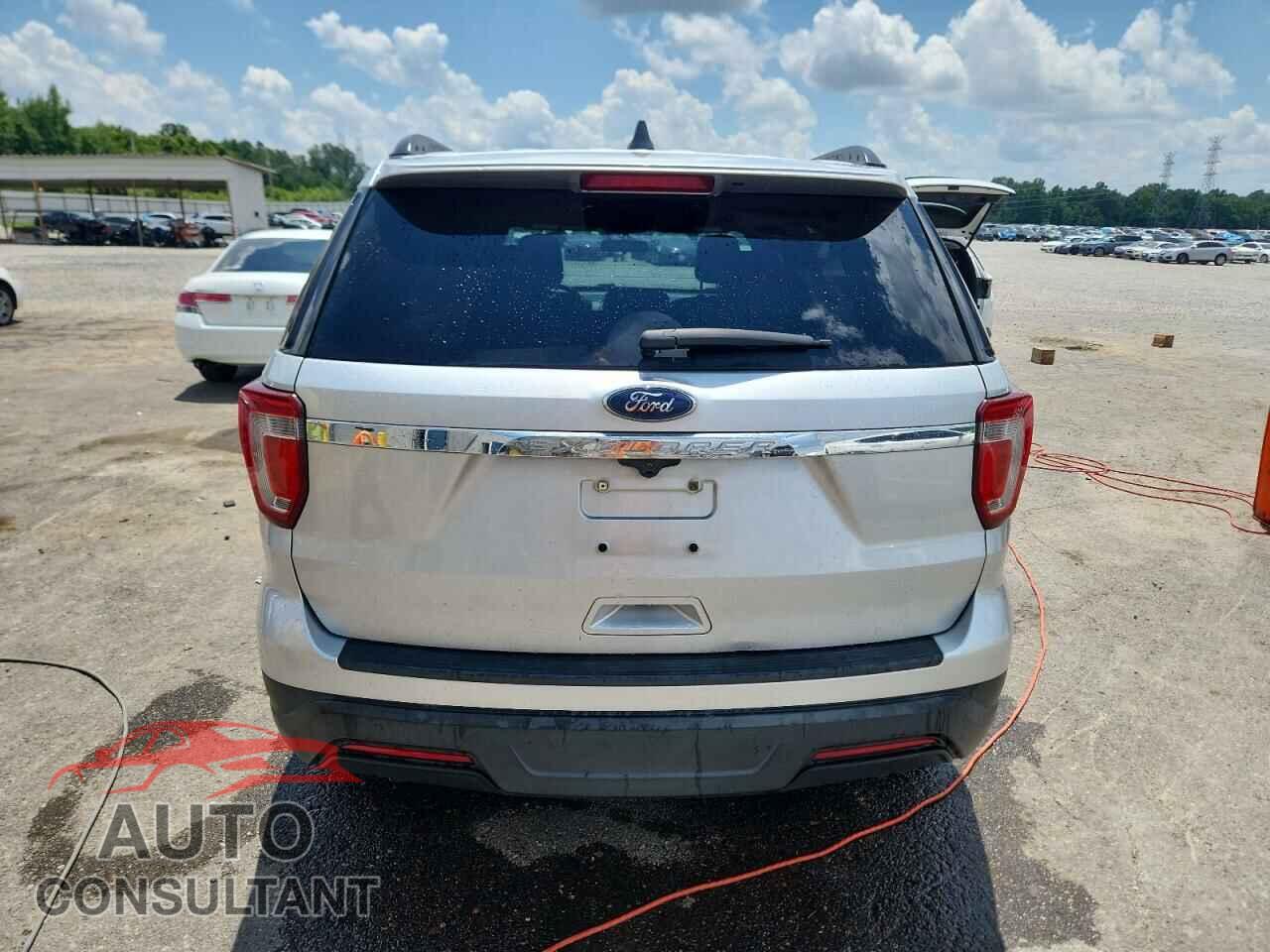 FORD EXPLORER 2018 - 1FM5K7B87JGB26517