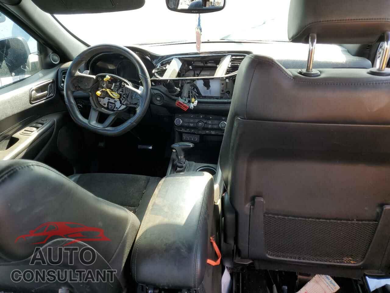 DODGE DURANGO 2021 - 1C4RDJDG8MC750811