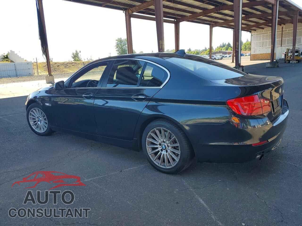 BMW 5 SERIES 2013 - WBAFR7C56DC823629
