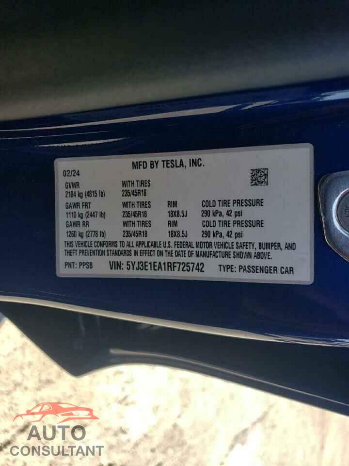 TESLA MODEL 3 2024 - 5YJ3E1EA1RF725742