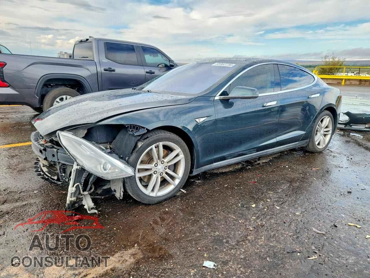 TESLA MODEL S 2014 - 5YJSA1S18EFP59005