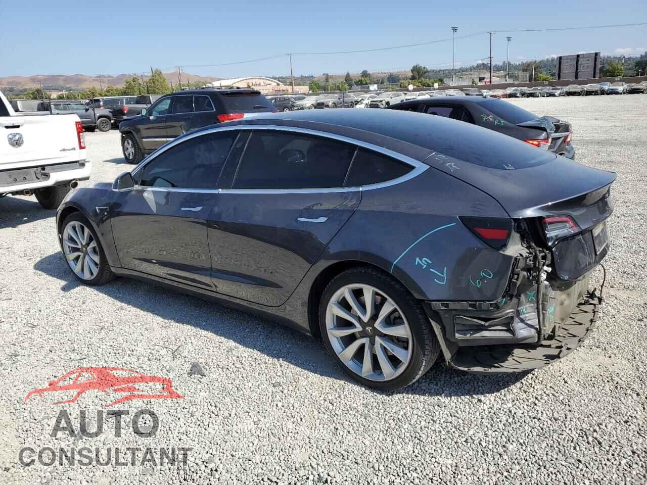 TESLA MODEL 3 2019 - 5YJ3E1EB3KF212295