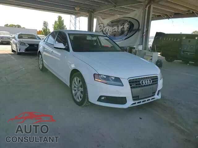 AUDI A4 2012 - WAUBFAFL8CN004123
