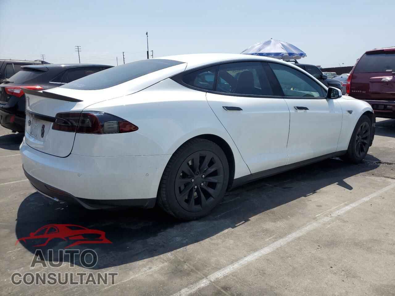 TESLA MODEL S 2016 - 5YJSA1E17GF136246