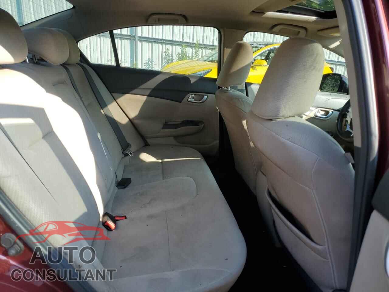 HONDA CIVIC 2013 - 2HGFB2F80DH551237
