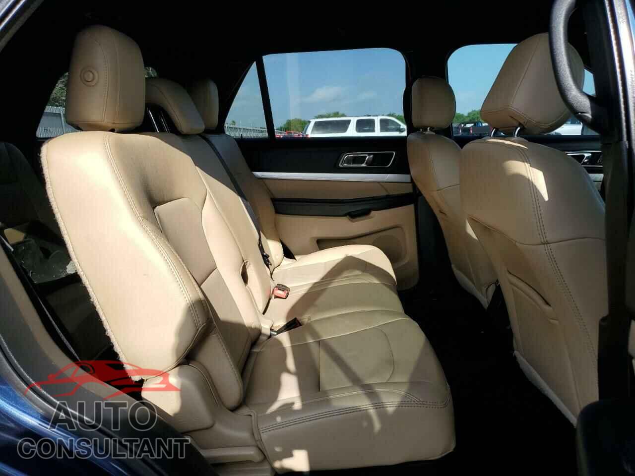 FORD EXPLORER 2017 - 1FM5K7D80HGD53300