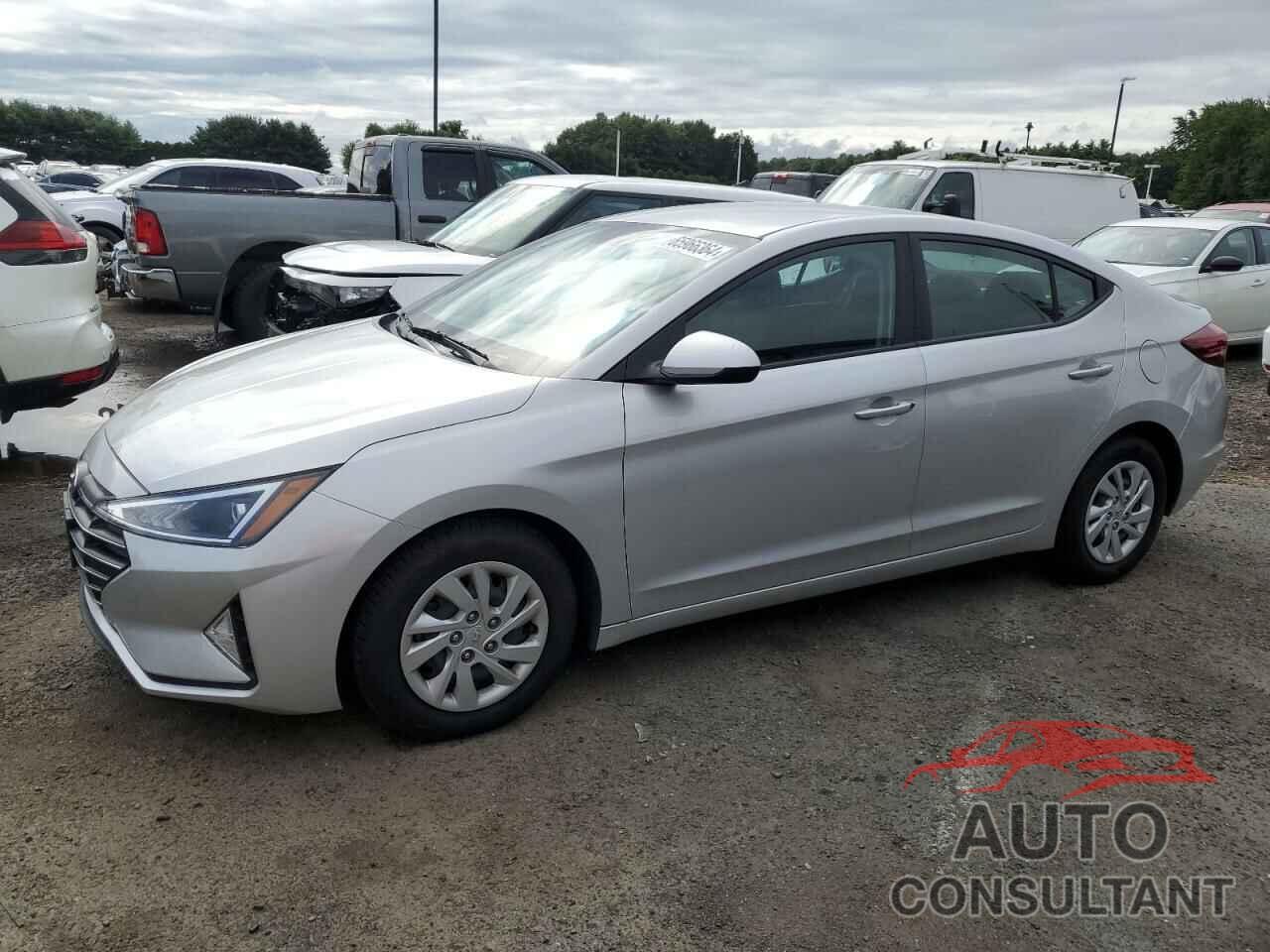 HYUNDAI ELANTRA 2019 - 5NPD74LF5KH447109