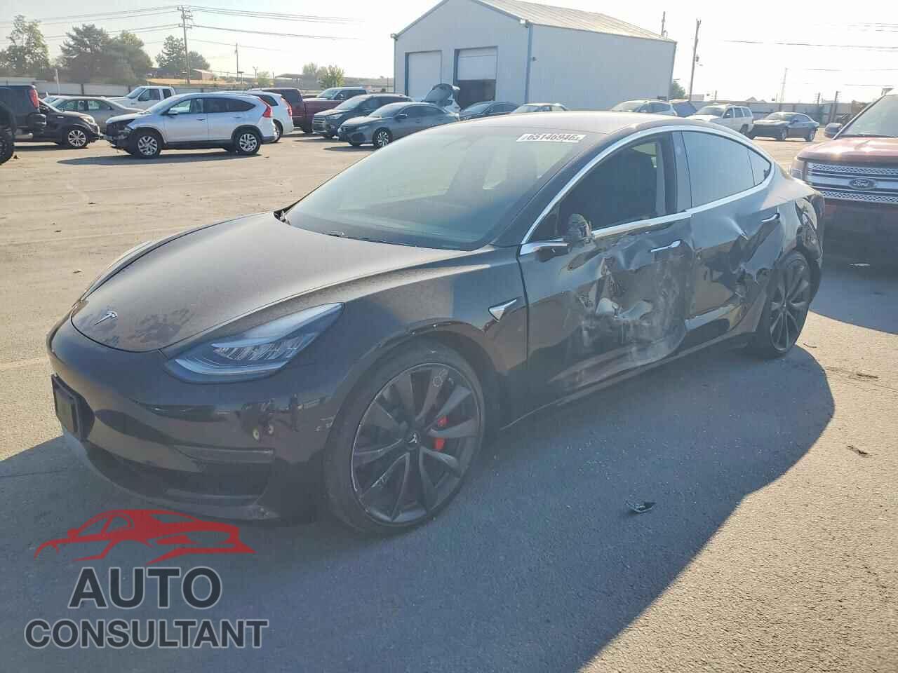 TESLA MODEL 3 2018 - 5YJ3E1EB0JF069675