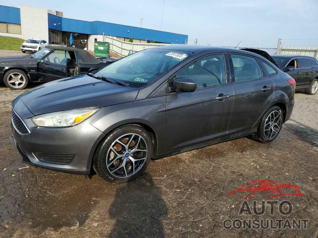 FORD FOCUS 2018 - 1FADP3FE1JL300394