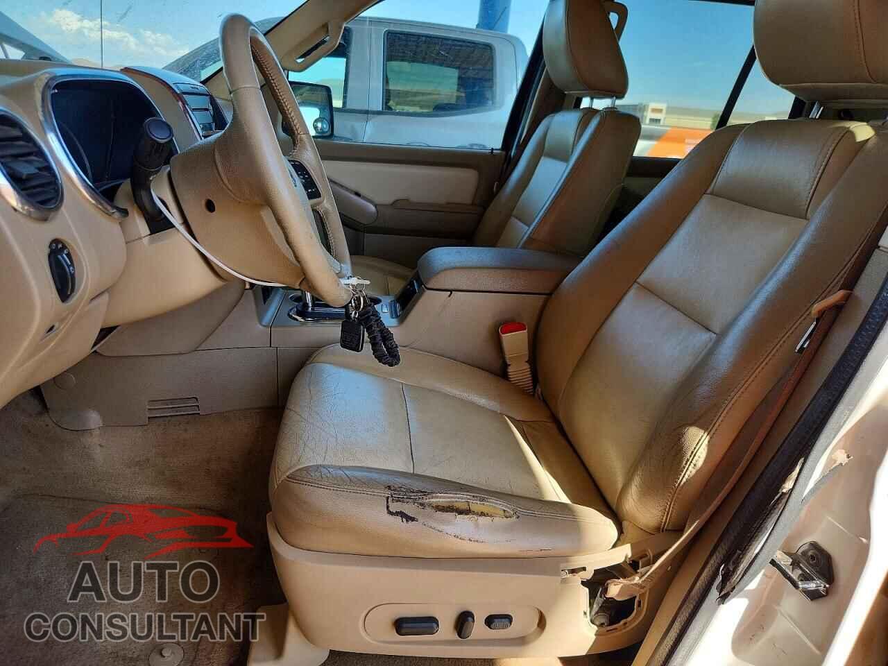 FORD EXPLORER 2010 - 1FMEU7EE7AUB13599