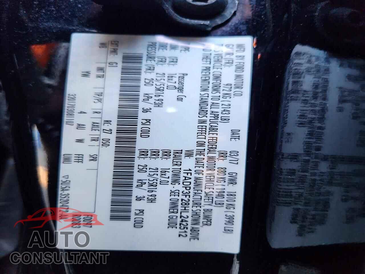 FORD FOCUS 2017 - 1FADP3F28HL242512