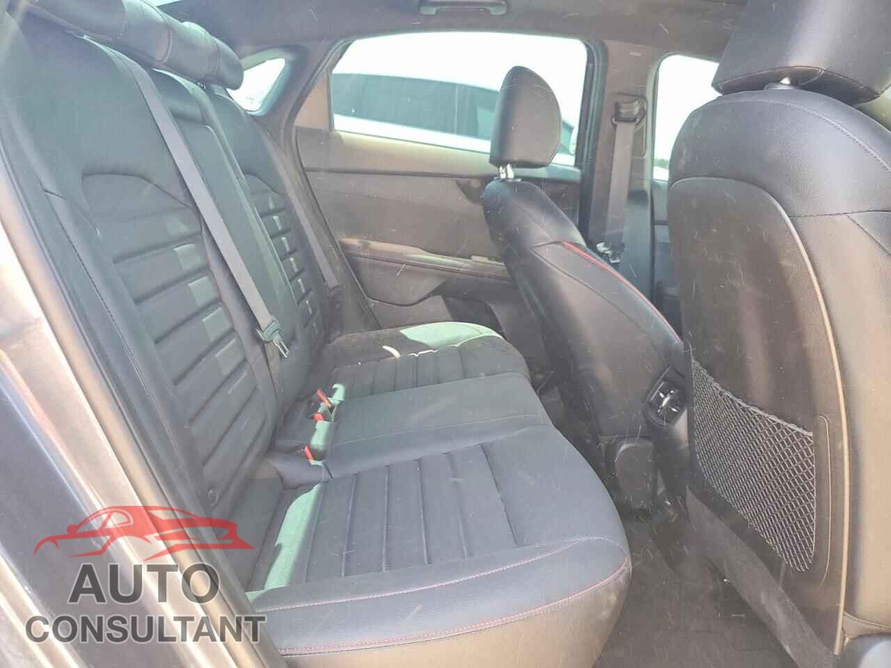 KIA FORTE 2023 - 3KPF44ACXPE617843