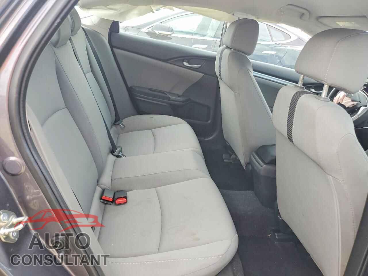 HONDA CIVIC 2017 - 19XFC2F59HE200345