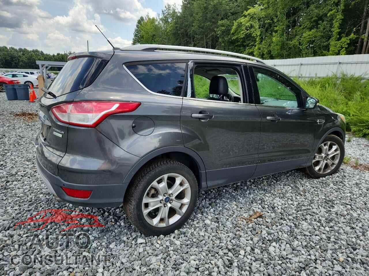 FORD ESCAPE 2015 - 1FMCU0J99FUB10783