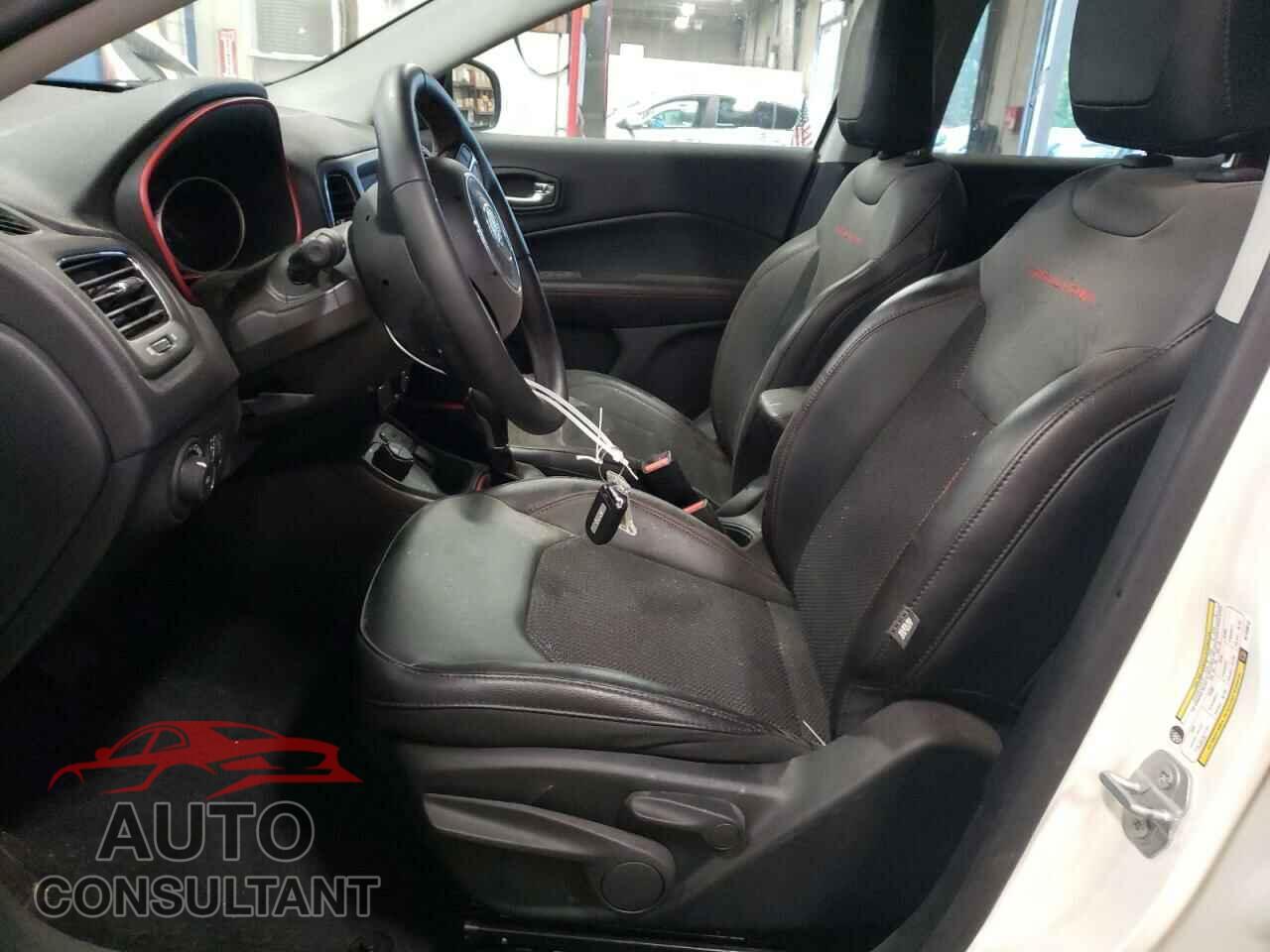 JEEP COMPASS 2019 - 3C4NJDDB3KT733512