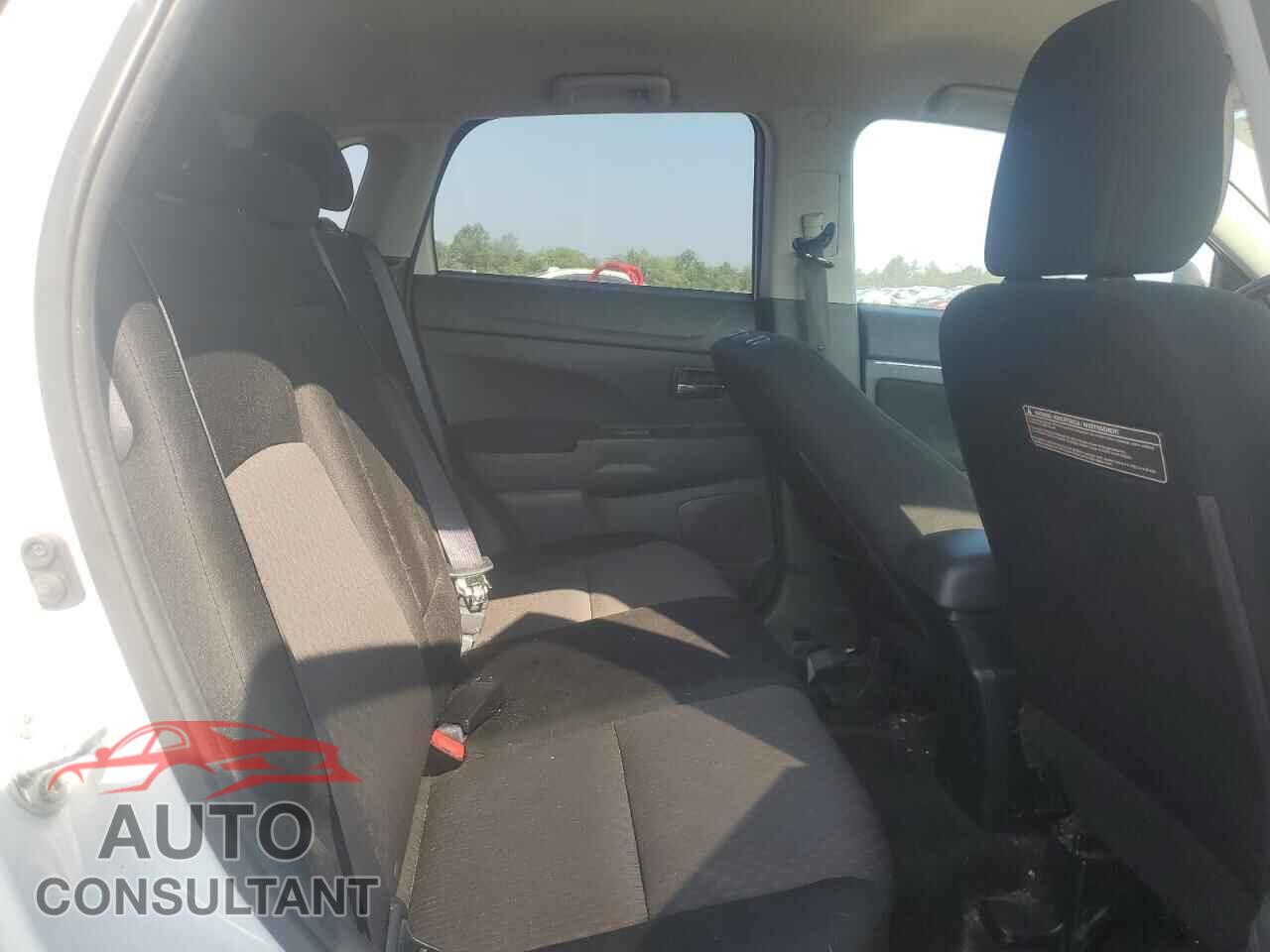 MITSUBISHI OUTLANDER 2017 - JA4AP3AUXHZ021264