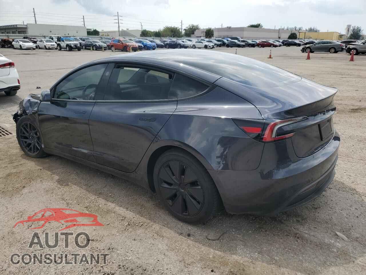 TESLA MODEL 3 2024 - 5YJ3E1EA8RF746541