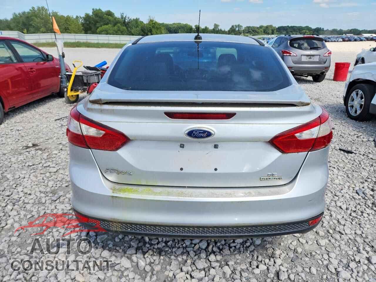 FORD FOCUS 2014 - 1FADP3F29EL107454