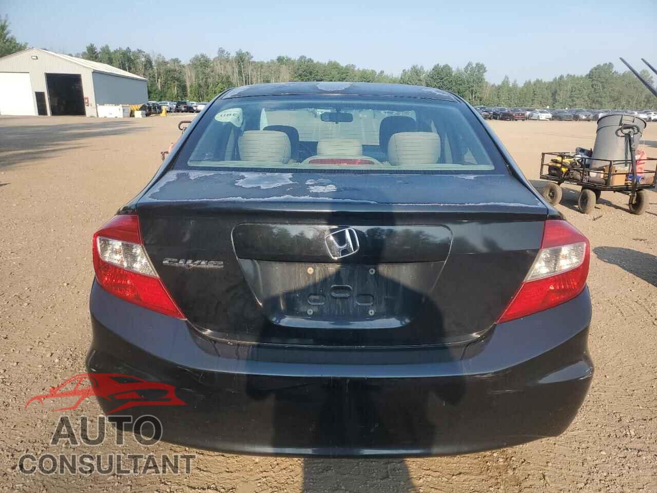 HONDA CIVIC 2012 - 2HGFB2F56CH044833