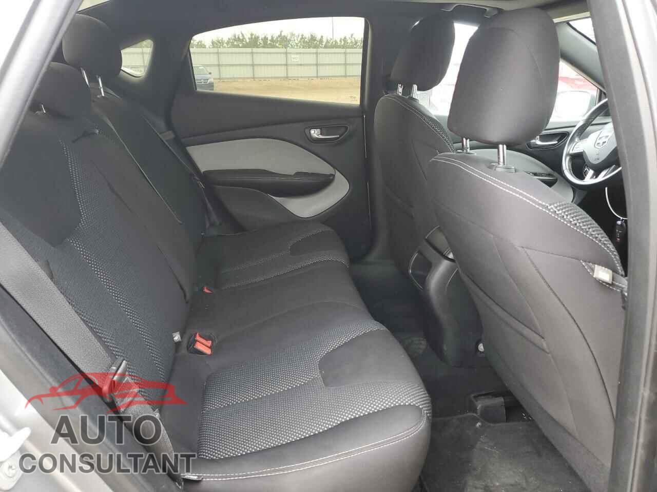 DODGE DART 2015 - 1C3CDFBB2FD132329