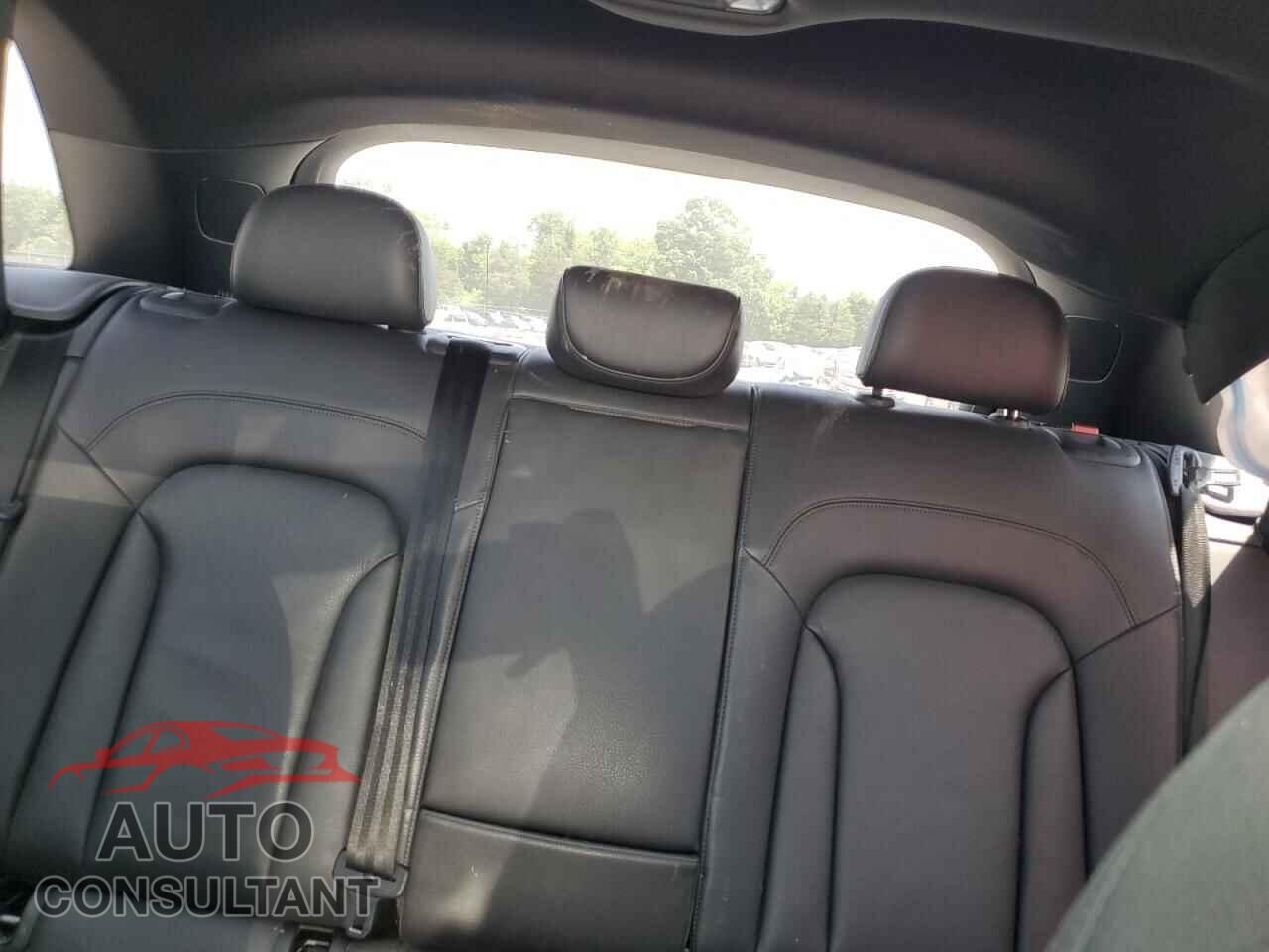 AUDI Q3 2016 - WA1FFCFS4GR004586