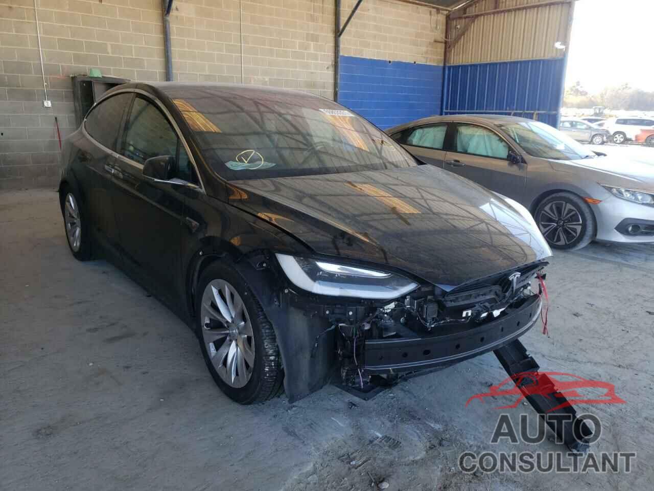 TESLA MODEL X 2016 - 5YJXCBE23GF015664