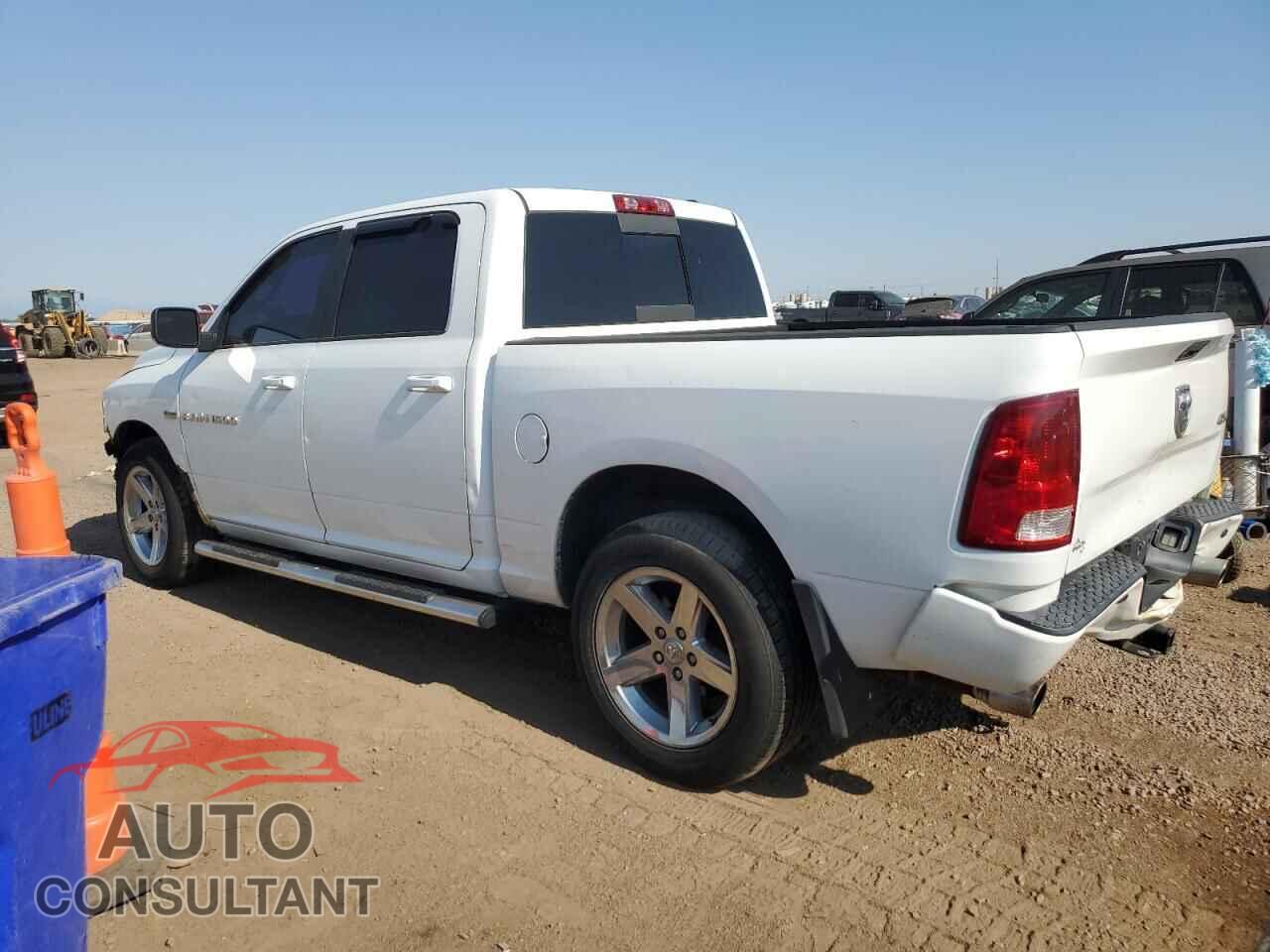DODGE RAM 1500 2012 - 1C6RD7MT1CS206324