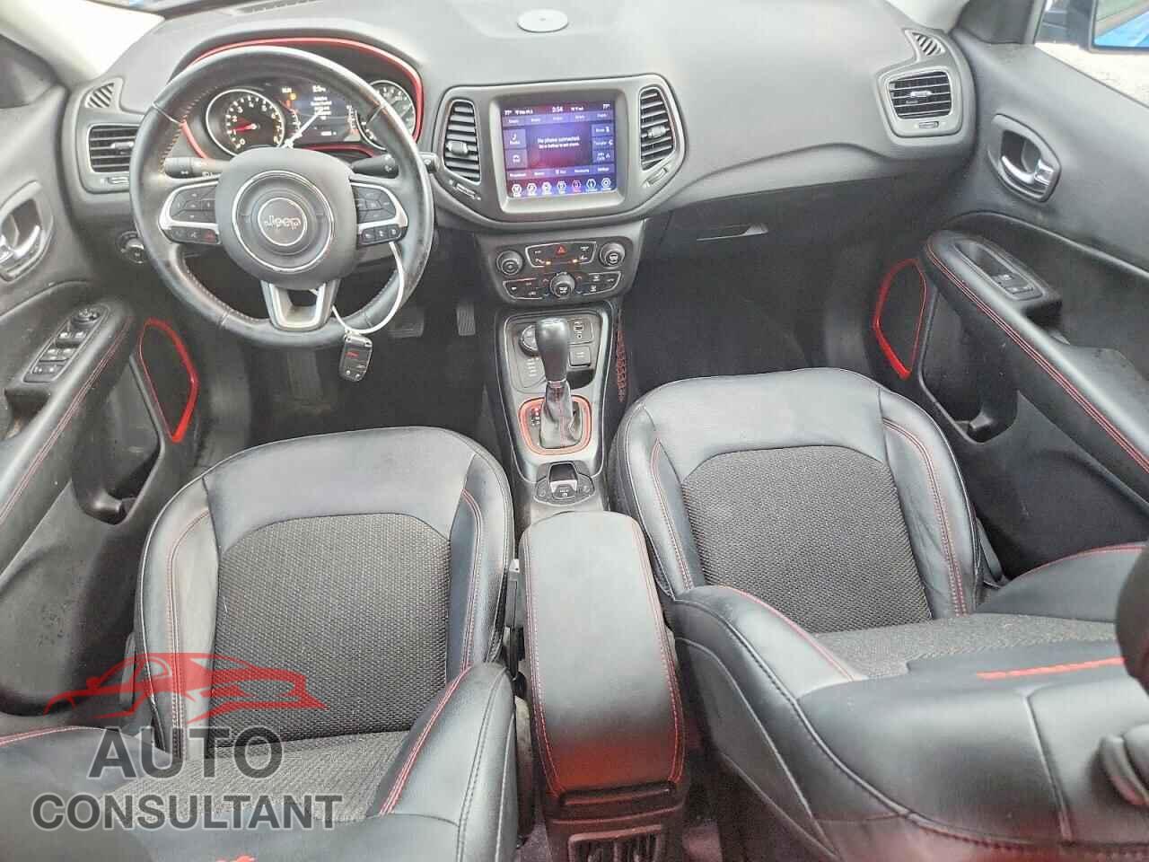 JEEP COMPASS 2020 - 3C4NJDDB3LT223615